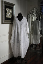 Load image into Gallery viewer, kaftan 7