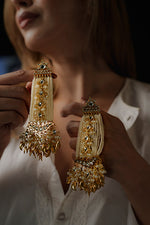 Load image into Gallery viewer, Dhvani Dangler Earring